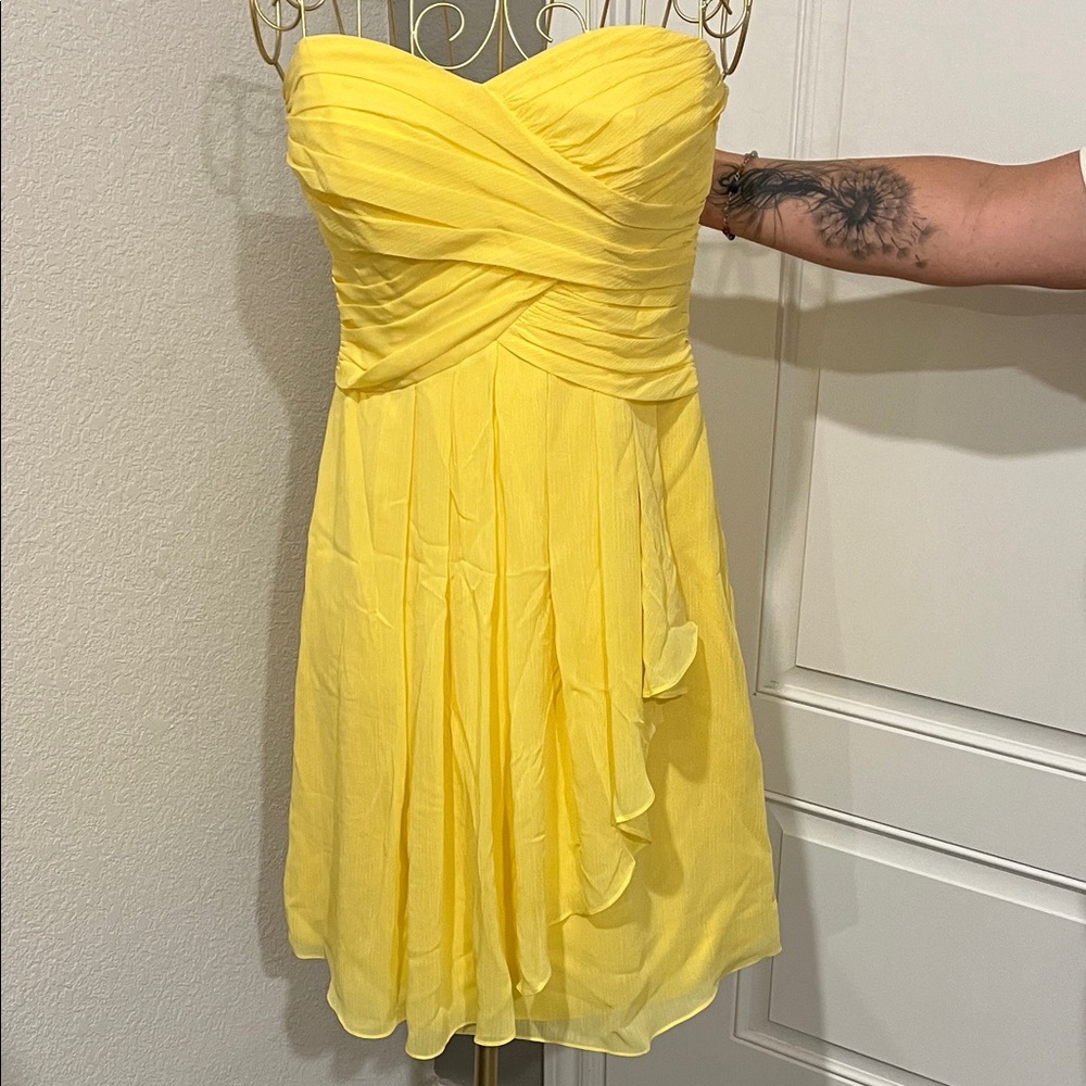 David's Bridal Strapless Sunshine Dress